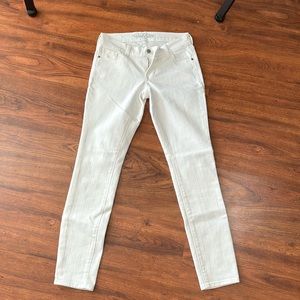 Old Navy white pants
